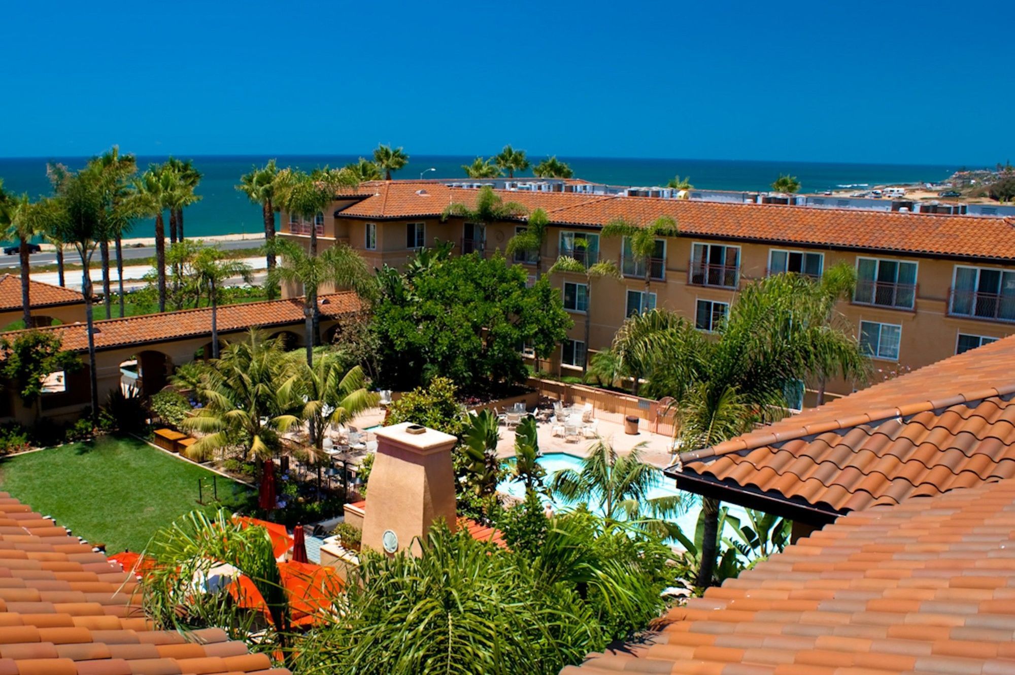 Hilton Garden Hotel 4*